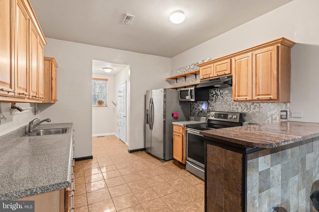 614 BENSON ST, Camden, NJ 08103