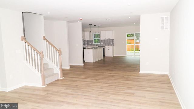 8906 CHESTNUT AVE, Bowie, MD 20720