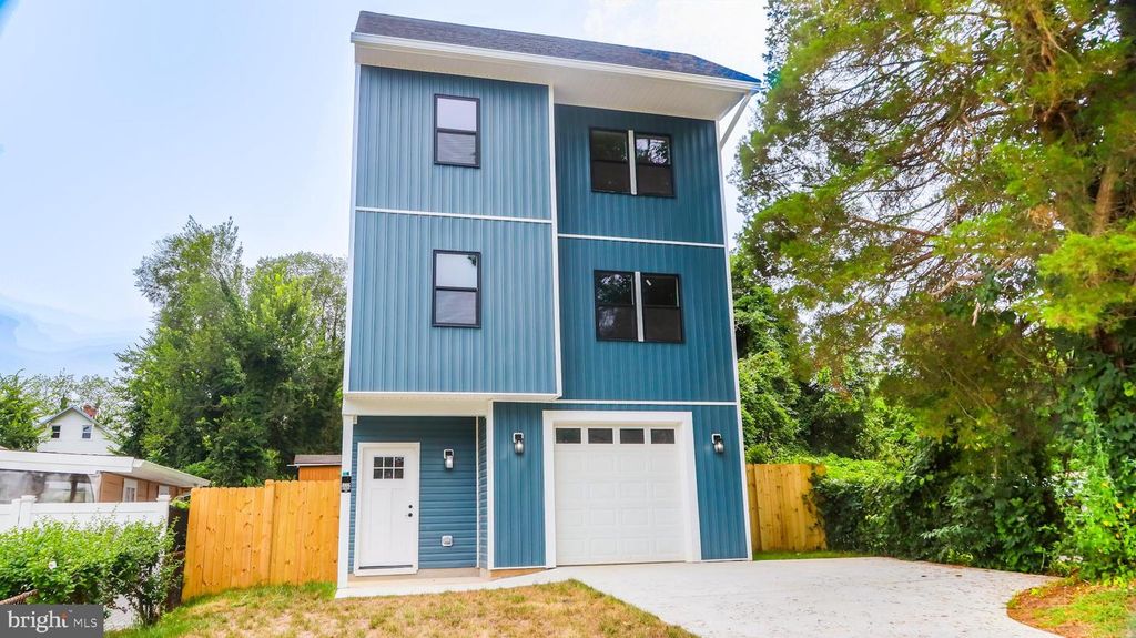 8906 CHESTNUT AVE, Bowie, MD 20720