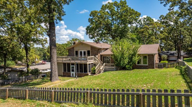 45 Greenview Circle, Sherwood, AR 72120