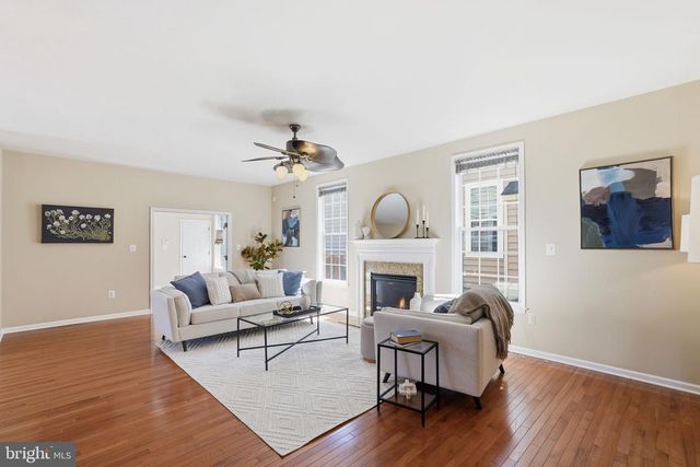 22951 WEYBRIDGE SQ, Ashburn, VA 20148