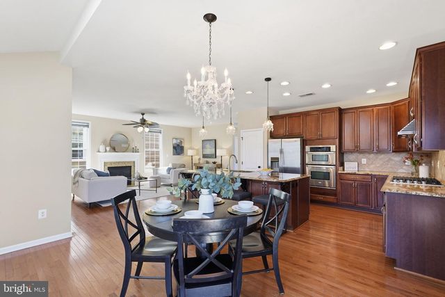 22951 WEYBRIDGE SQ, Ashburn, VA 20148