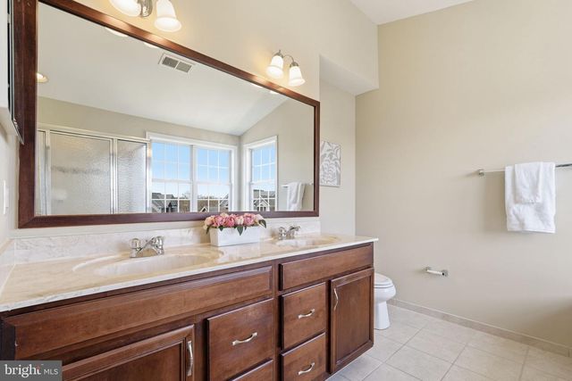 22951 WEYBRIDGE SQ, Ashburn, VA 20148