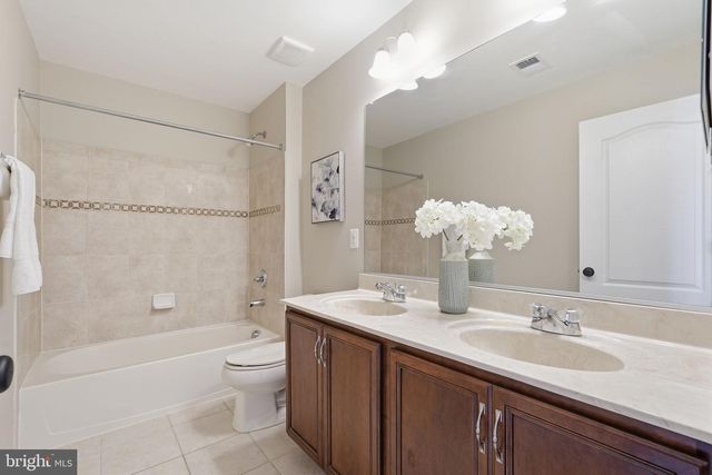 22951 WEYBRIDGE SQ, Ashburn, VA 20148