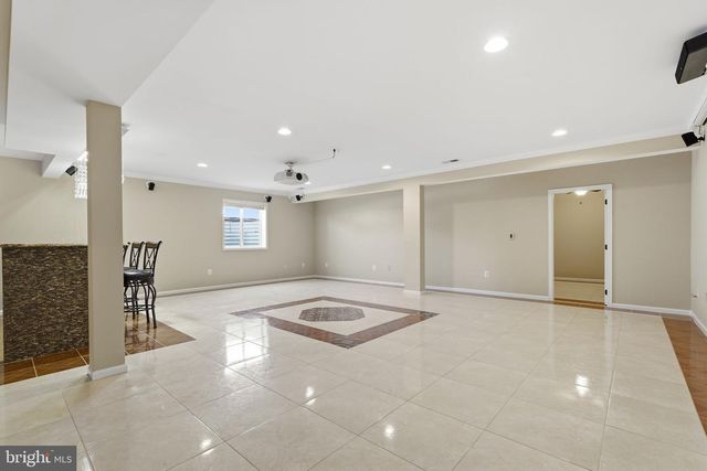 22951 WEYBRIDGE SQ, Ashburn, VA 20148