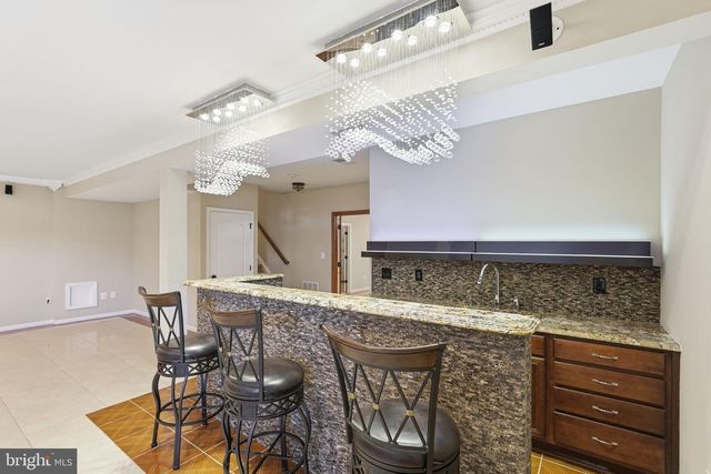 22951 WEYBRIDGE SQ, Ashburn, VA 20148