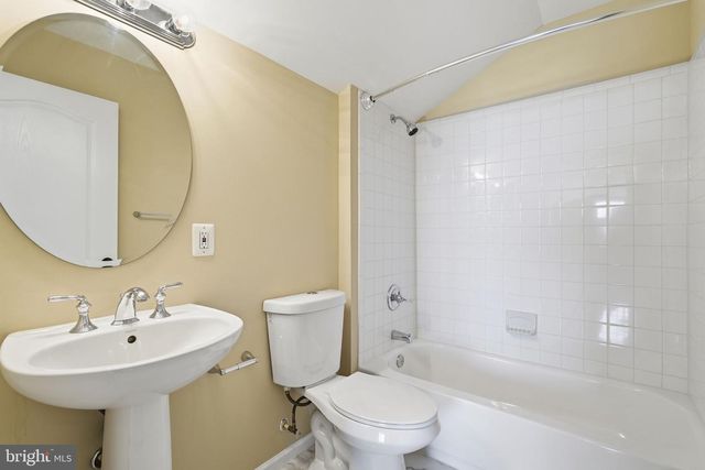 22951 WEYBRIDGE SQ, Ashburn, VA 20148