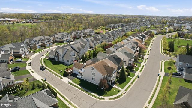 22951 WEYBRIDGE SQ, Ashburn, VA 20148