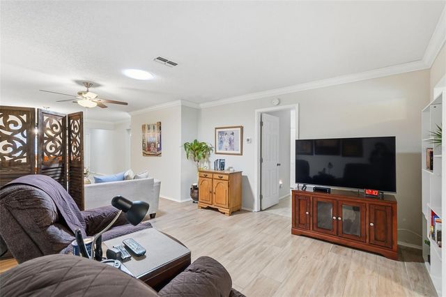 2238 LARK CIRCLE W D, Palm Harbor, FL 34684