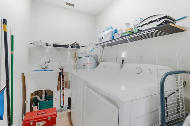 2238 LARK CIRCLE W D, Palm Harbor, FL 34684