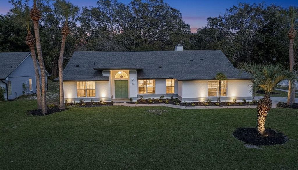 Image 1 of property listing at 7015 OAKMORE LANE, Orlando, FL 32818