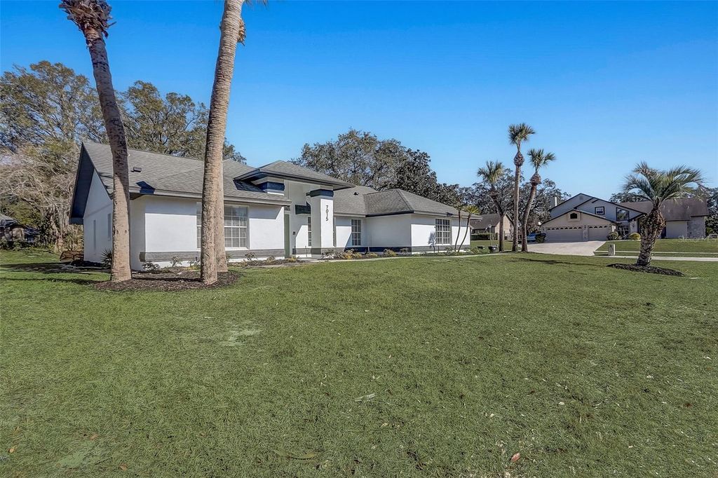 Image 20 of property listing at 7015 OAKMORE LANE, Orlando, FL 32818