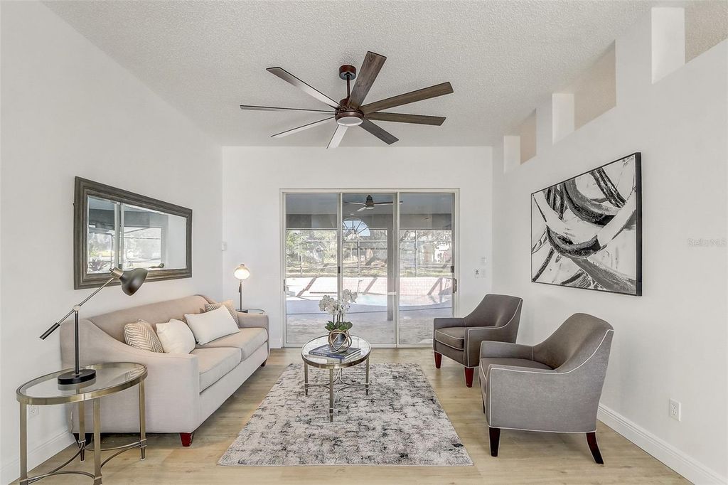 Image 27 of property listing at 7015 OAKMORE LANE, Orlando, FL 32818