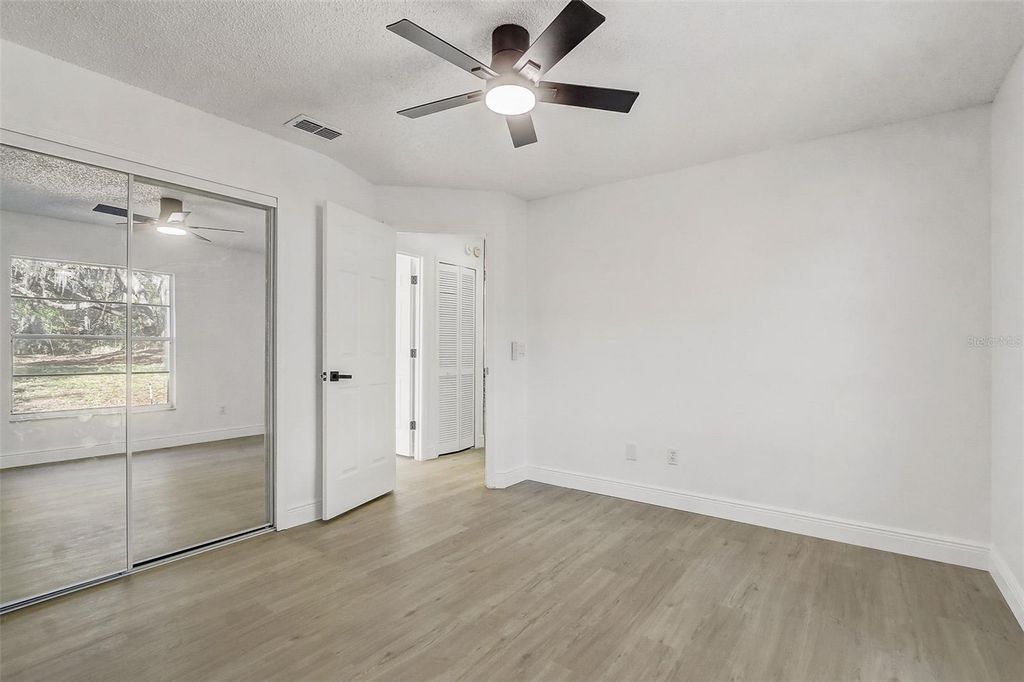 Image 41 of property listing at 7015 OAKMORE LANE, Orlando, FL 32818