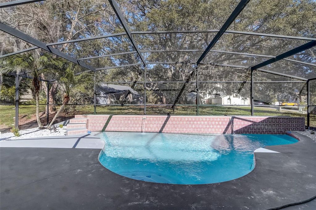 Image 61 of property listing at 7015 OAKMORE LANE, Orlando, FL 32818