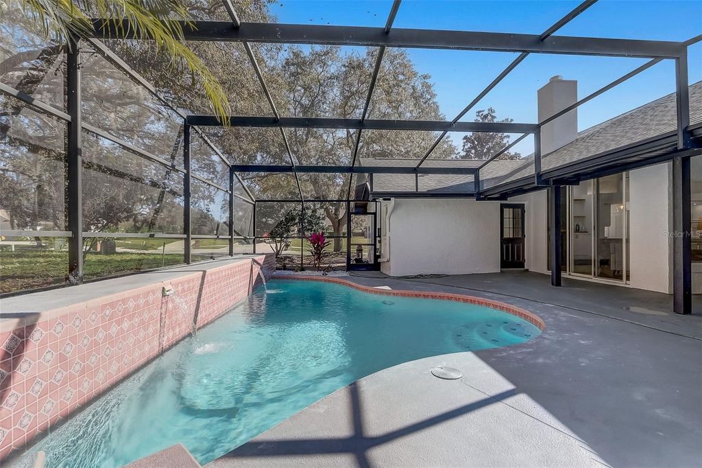 Image 63 of property listing at 7015 OAKMORE LANE, Orlando, FL 32818