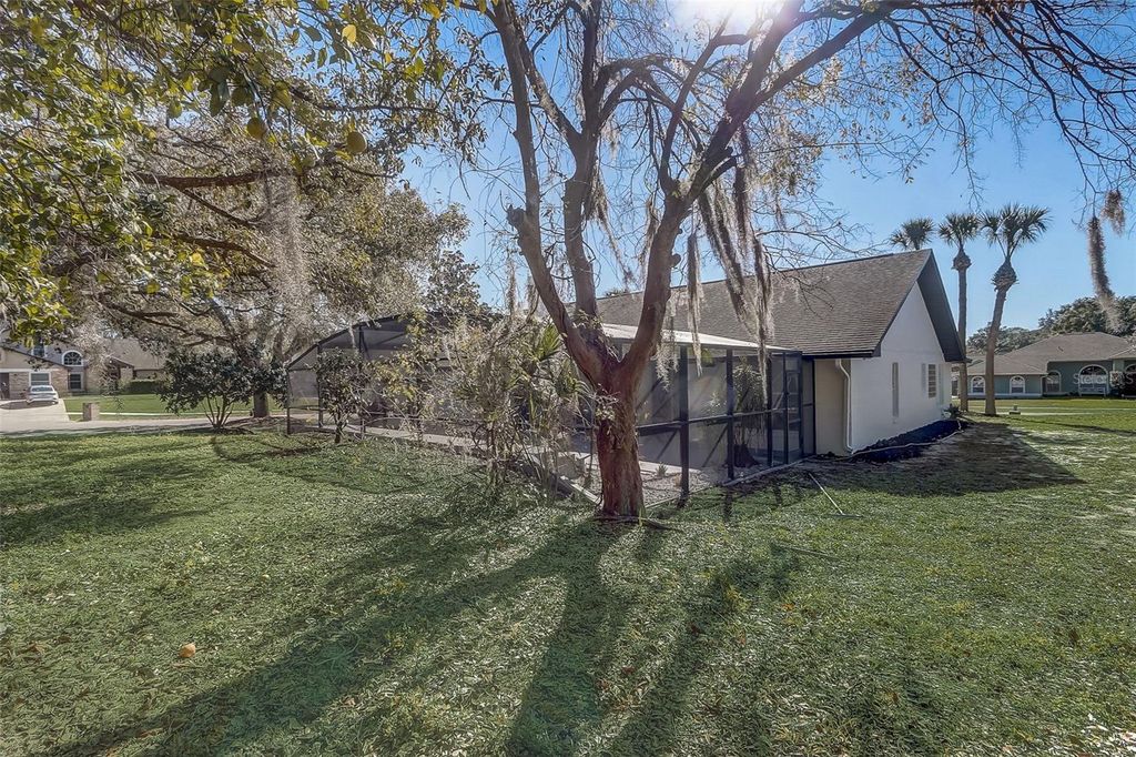 Image 68 of property listing at 7015 OAKMORE LANE, Orlando, FL 32818