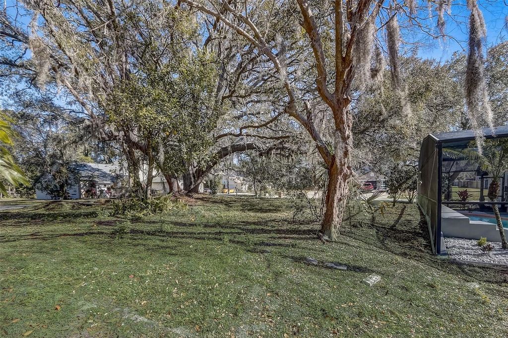 Image 69 of property listing at 7015 OAKMORE LANE, Orlando, FL 32818