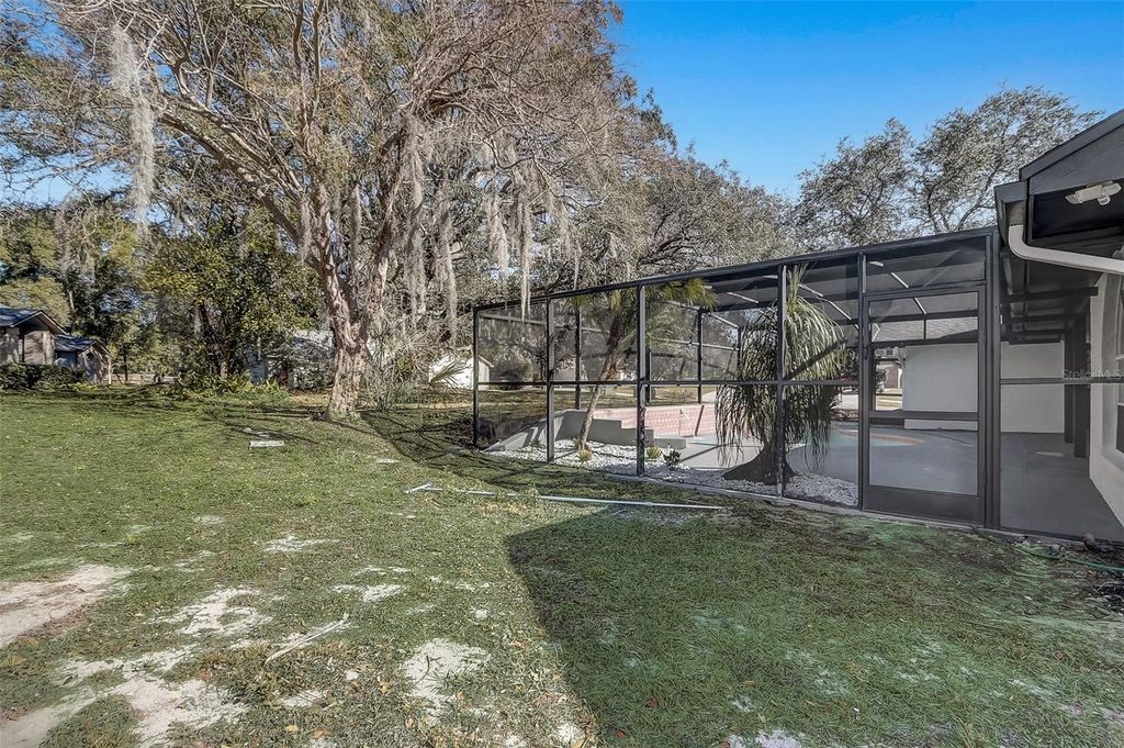 Image 70 of property listing at 7015 OAKMORE LANE, Orlando, FL 32818