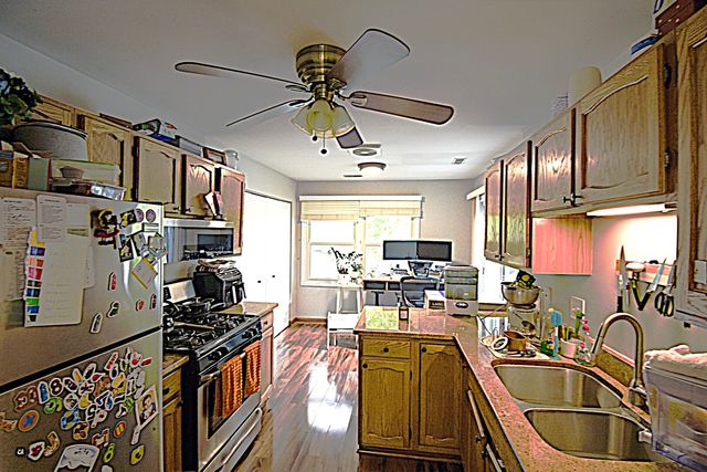27W705 Windermere Road 3008, Winfield, IL 60190