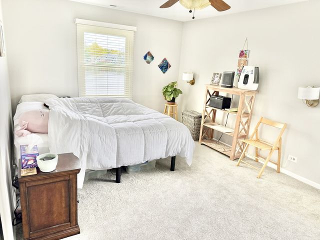 27W705 Windermere Road 3008, Winfield, IL 60190