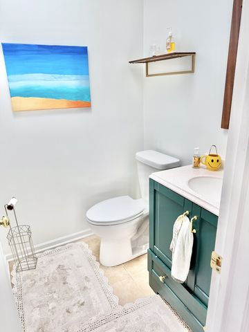 27W705 Windermere Road 3008, Winfield, IL 60190