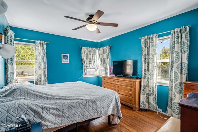 768 W Newgrove Street, Lancaster, CA 93534