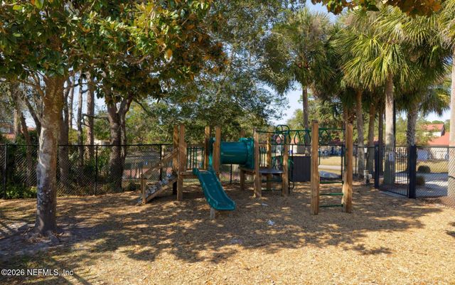 347 REDWOOD Lane, St. Johns, FL 32259