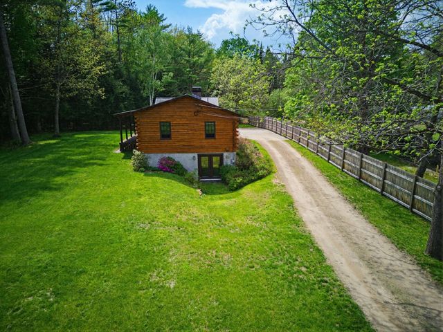 84 New Hampton Road, Franklin, NH 03235
