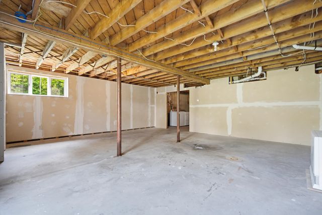 84 New Hampton Road, Franklin, NH 03235