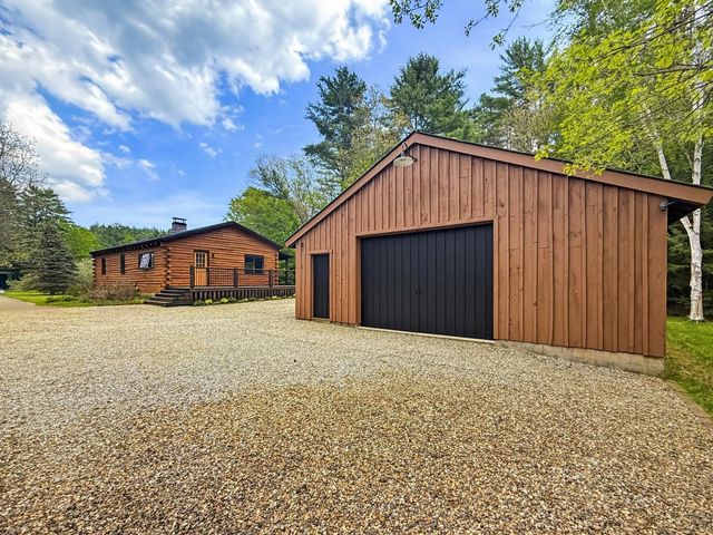 84 New Hampton Road, Franklin, NH 03235