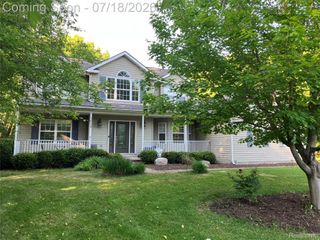 1815 Twin Lakes Boulevard, Oxford Charter Township, MI 48371