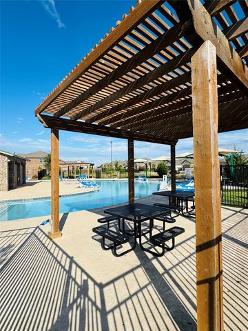 3250 Mccallister Way, Royse City, TX 75189
