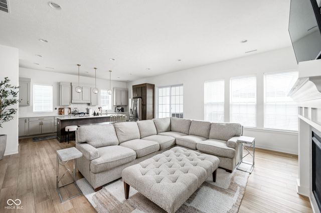 1944 Granville Drive, Westfield, IN 46074