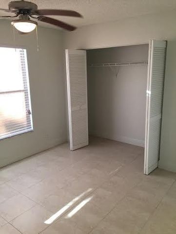 1440 Lake Crystal Drive B, West Palm Beach, FL 33411