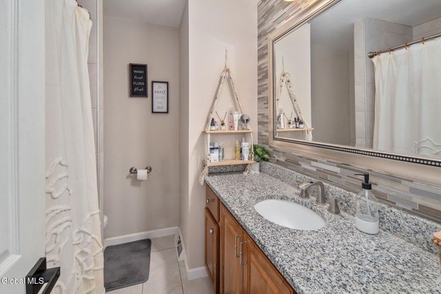 5 Northcrest Drive, Clifton Park, NY 12065