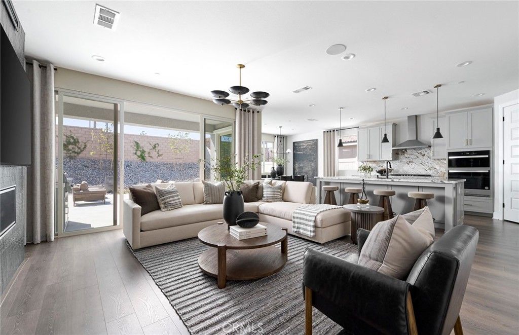 Image 6 of property listing at 25202 Banded Hills Drive, Menifee, CA 92585
