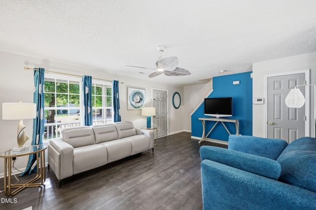 117 Crabwall Court, Holly Springs, NC 27540