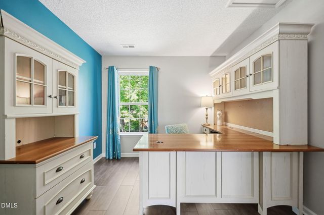117 Crabwall Court, Holly Springs, NC 27540