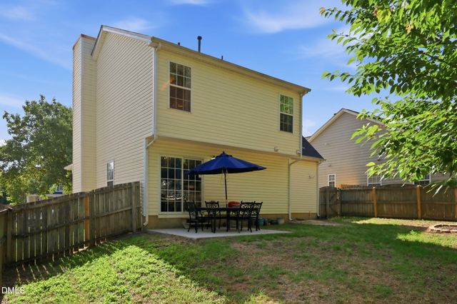 117 Crabwall Court, Holly Springs, NC 27540