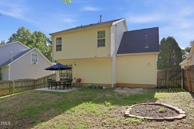 117 Crabwall Court, Holly Springs, NC 27540