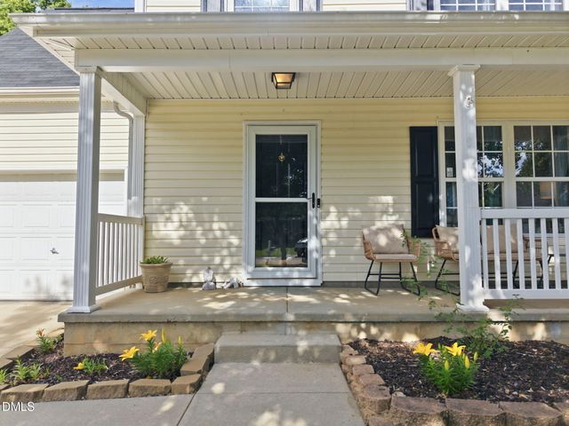 117 Crabwall Court, Holly Springs, NC 27540
