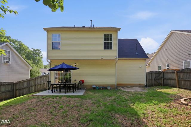 117 Crabwall Court, Holly Springs, NC 27540