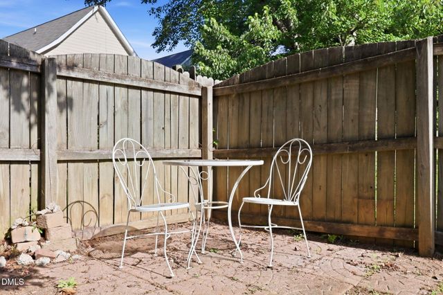 117 Crabwall Court, Holly Springs, NC 27540