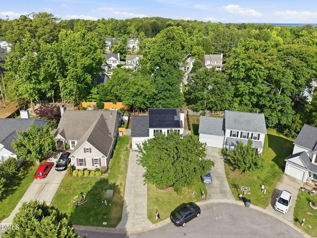 117 Crabwall Court, Holly Springs, NC 27540