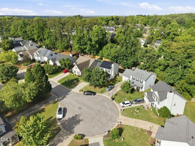 117 Crabwall Court, Holly Springs, NC 27540
