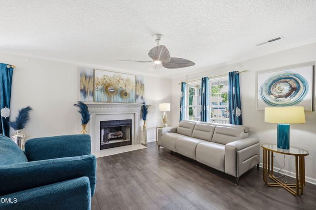 117 Crabwall Court, Holly Springs, NC 27540