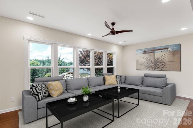 1079 Falling Leaf Street, Fort Mill, SC 29707