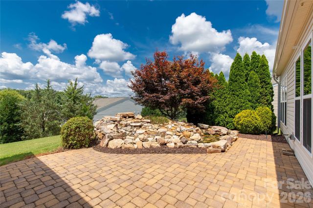 1079 Falling Leaf Street, Fort Mill, SC 29707