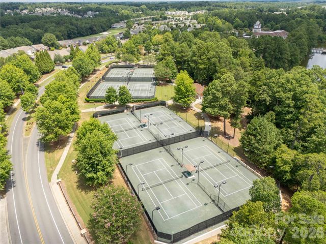 1079 Falling Leaf Street, Fort Mill, SC 29707